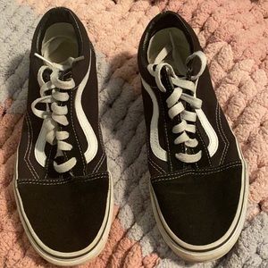 old school b&w vans